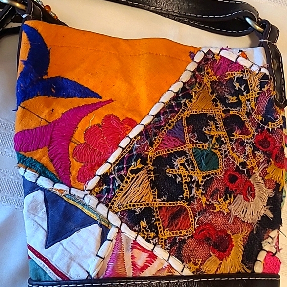Raj Anthropologie Messenger Bag Women's Boho Hippie Made in India Unique NWT - Picture 8 of 16